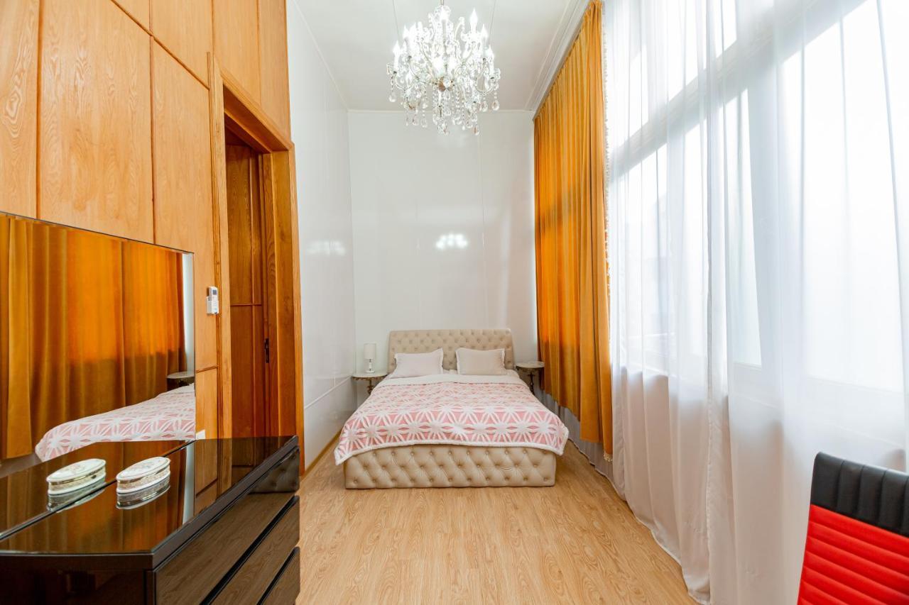Town Center Rustaveli Aparthotel Тбилиси Экстерьер фото